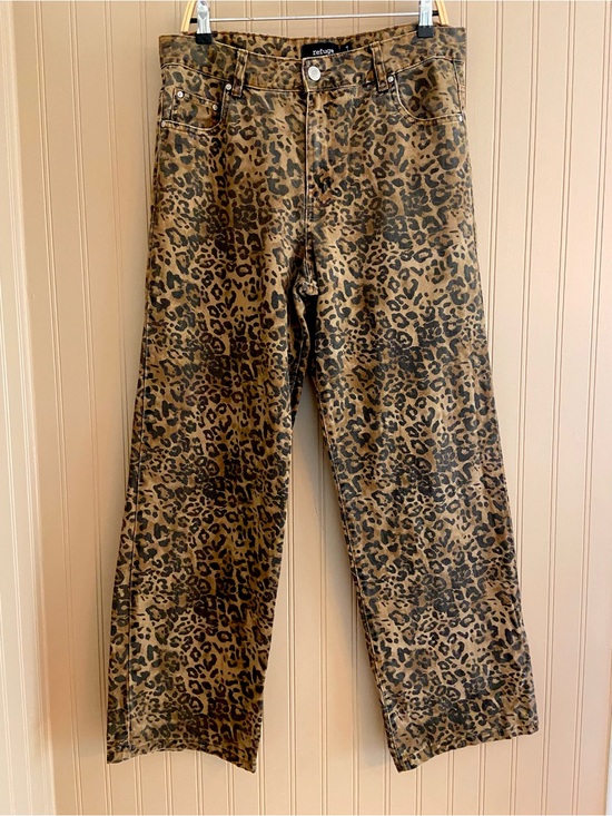 refuge Pants - Refuge Leopard Print Wide Leg Denim Jeans Women’s Size 7
